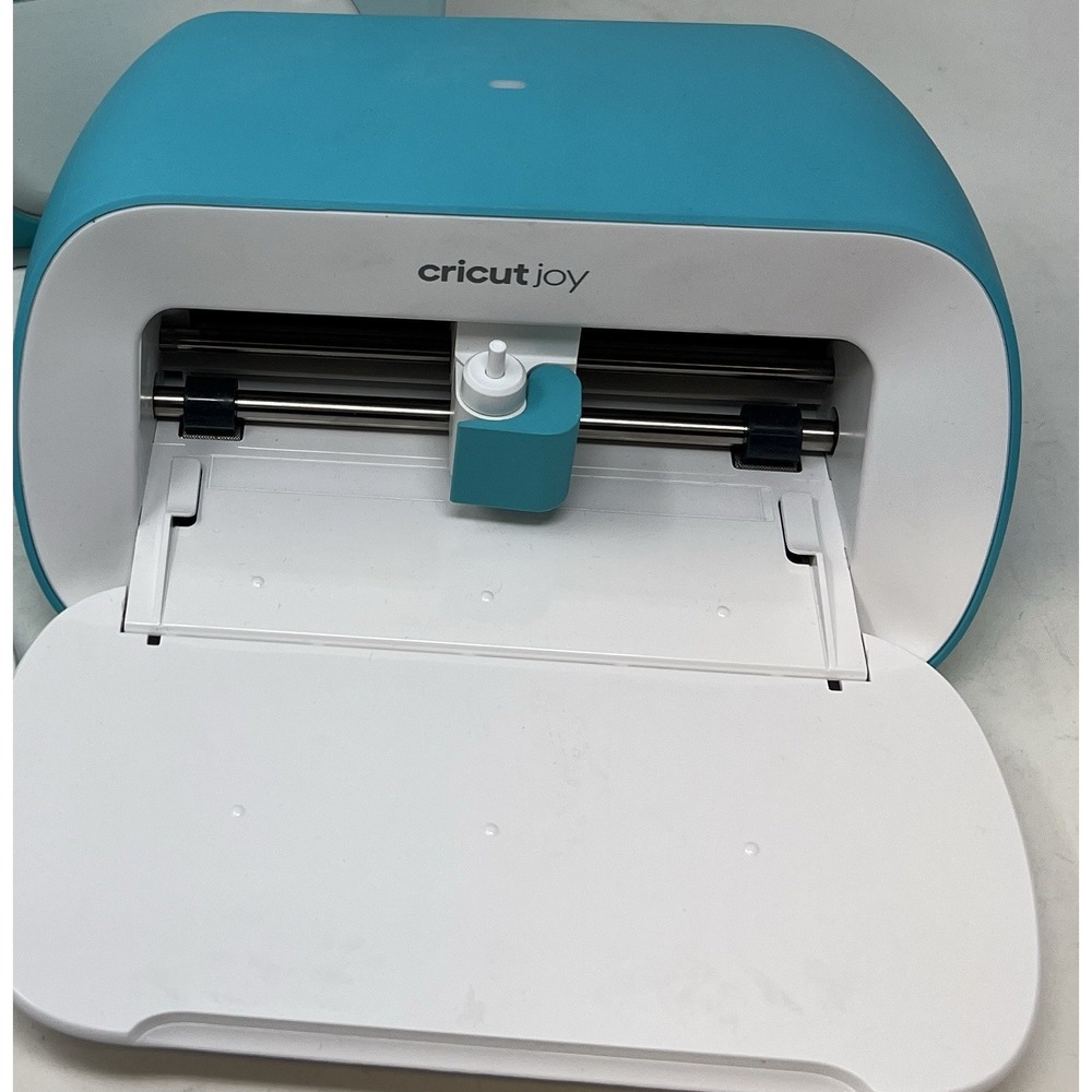 Cricut Joy JCTR101 Compact Smart Cutting Machine Only — NO POWER CORD - Picture 2 of 5
